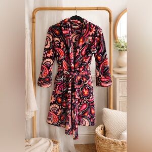 Vera Bradley Paisley Plush Robe in Pink, Black & Orange